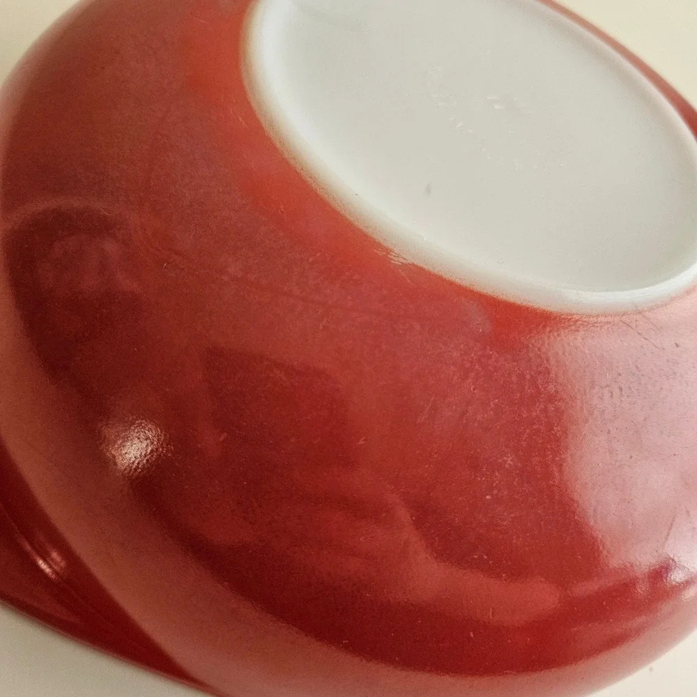 Vintage Pyrex 024 Casserole Bowl 2 Qt Coral Pink Red Milk Glass 8.25 USA‎ FLAWS
